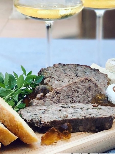 Pâté de campagne maison : facile et traditionnel.