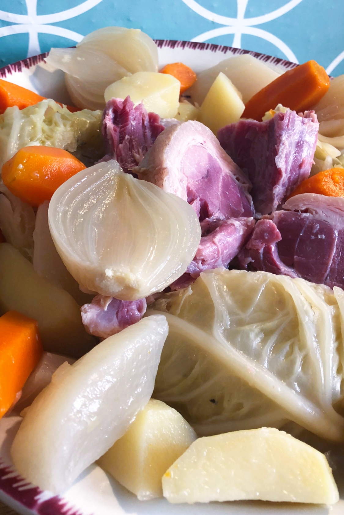 LA POTÉE DE JARRET DE PORC – Hunting Bonnie