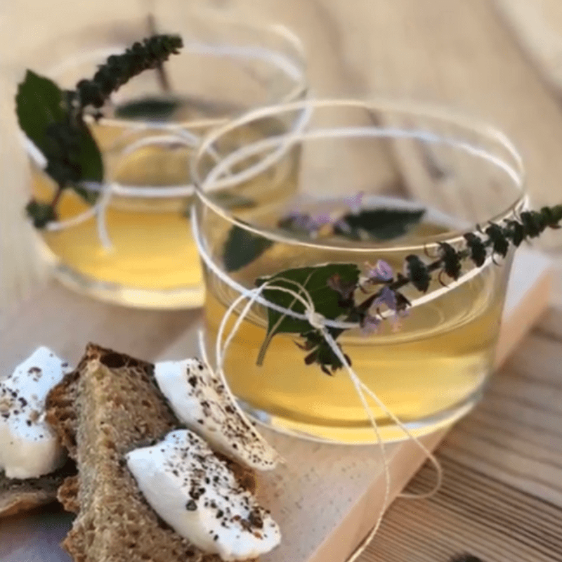 SANGRIA BLANCHE au Basilic