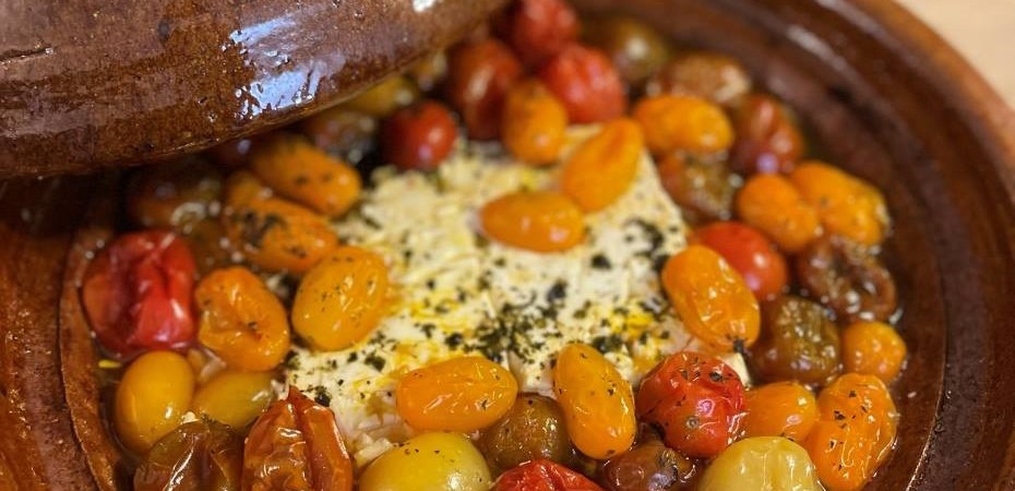 FETA FONDANTE ET TOMATES CERISES CONFITES (Cuisson au four en Tajine)