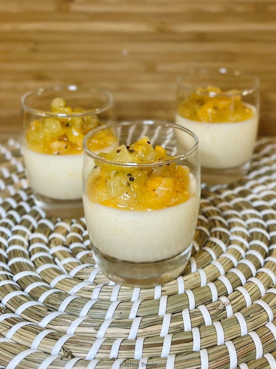 Mousse de clémentine, Brunoise de kiwi, mandarine et baies de Timut