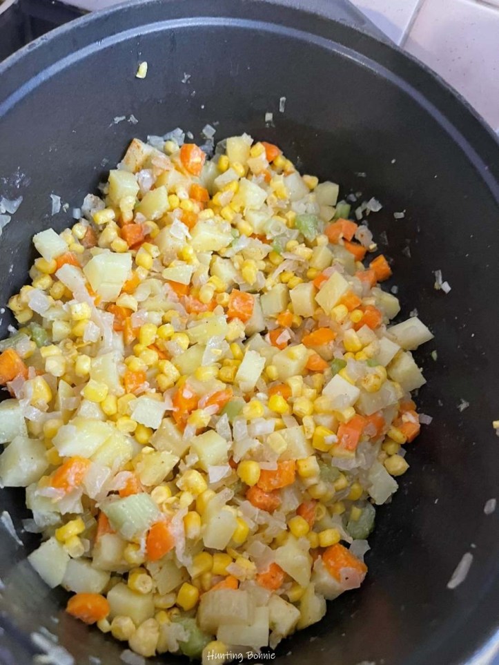 Préparation de la Soupe de Mais au Cabillaud 