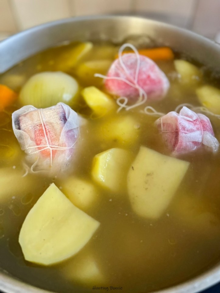 Ajout des os à moelle pot au feu 