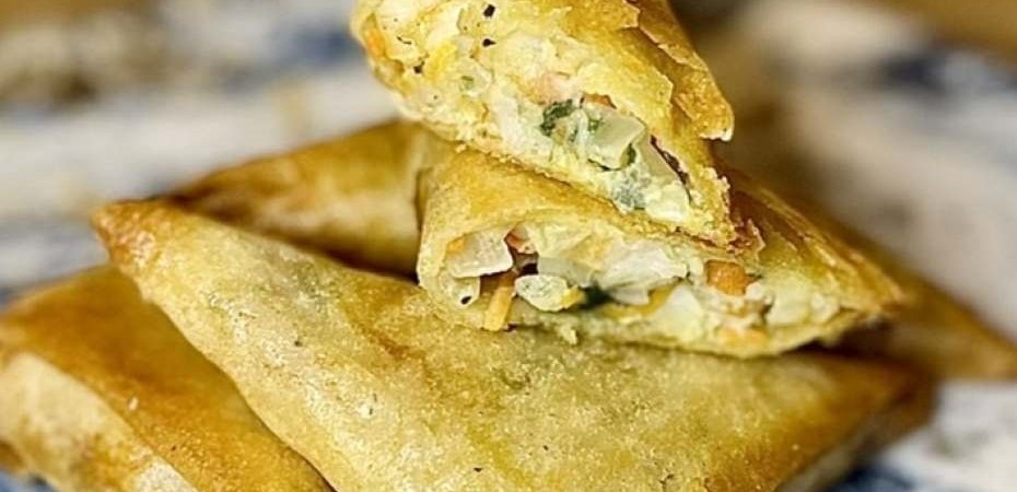 Samoussas de crevettes, coriandre et combava