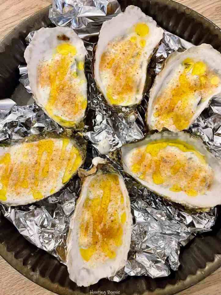 Avant cuisson des HUÎTRES GRATINÉES à la crème et au zeste de citron