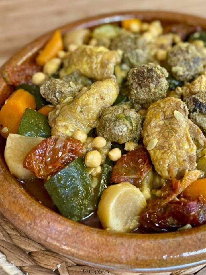 Couscous au poulet et boulettes de bœuf merguez