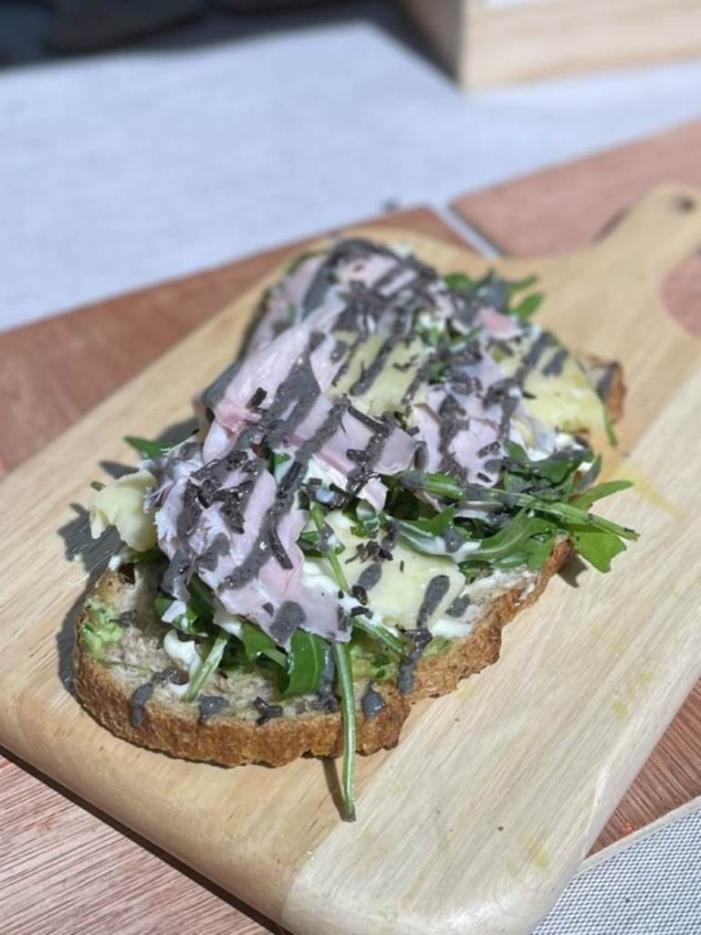 Frichty -Par Thomas Réa – La Table des Poètes