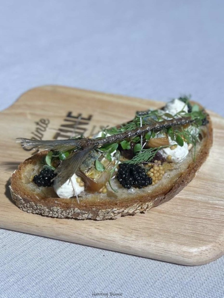 L'oubliée du Placard - Par Jean Gary-Bobo – Aliro Restaurant