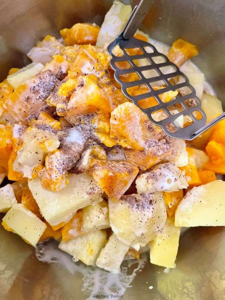 Préparation de l'écrasée de butternut