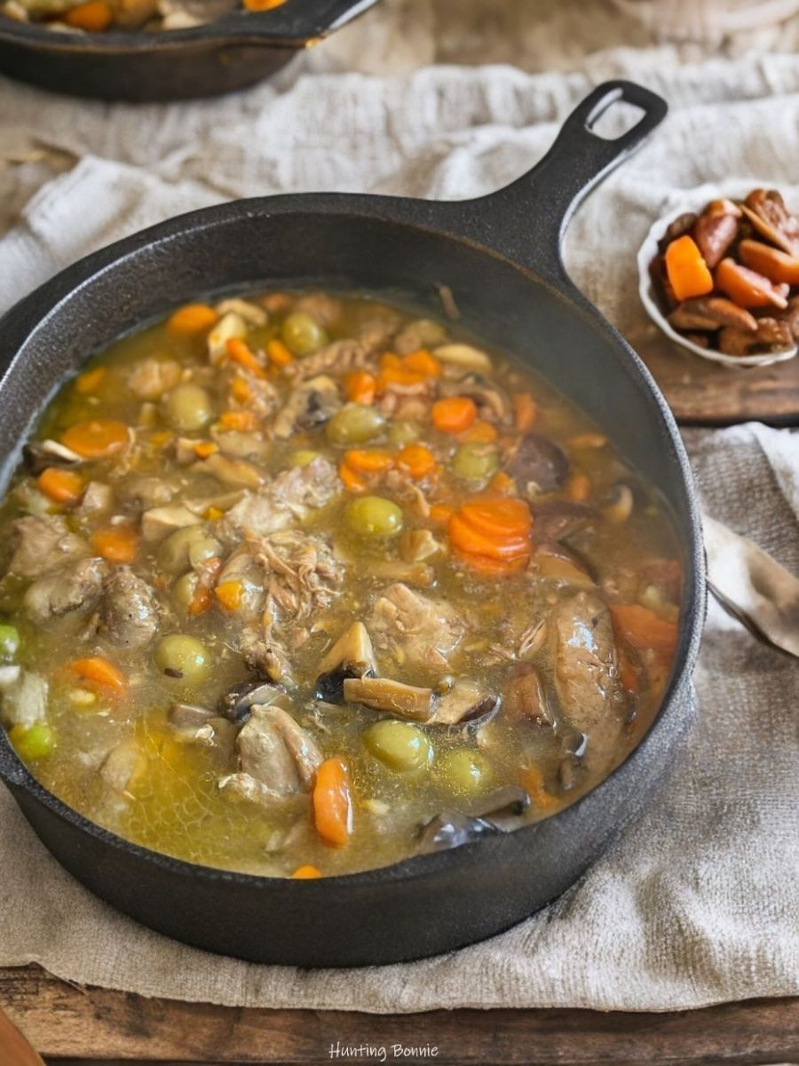Ragoût de veau aux champignons et olives