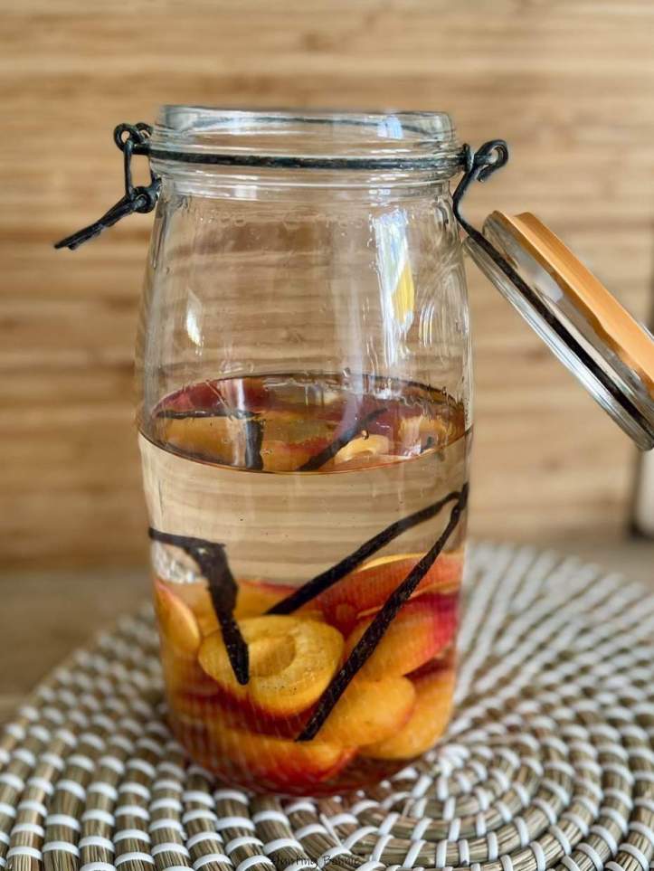 RHUM ARRANGÉ Abricot et Vanille