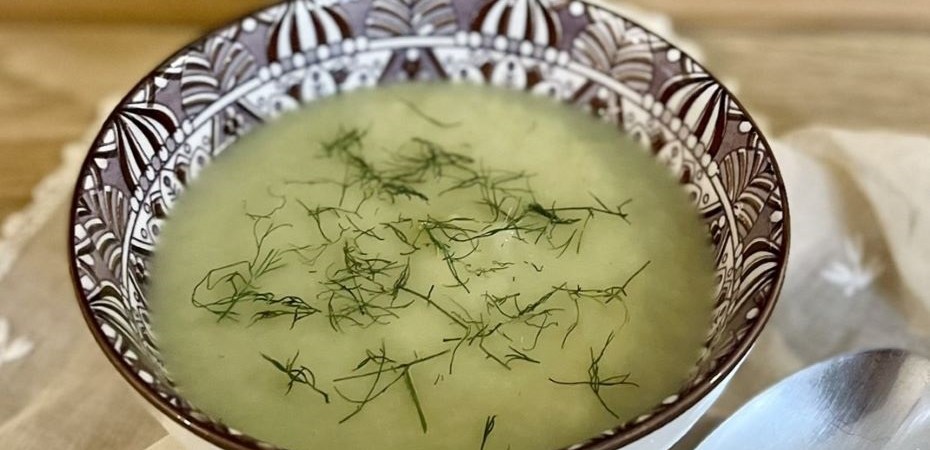 Soupe de chayote aux fanes de fenouil