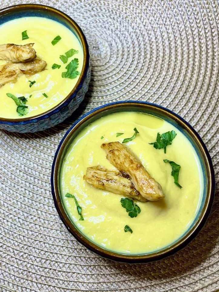 Velouté d'asperges blanches au curry vert