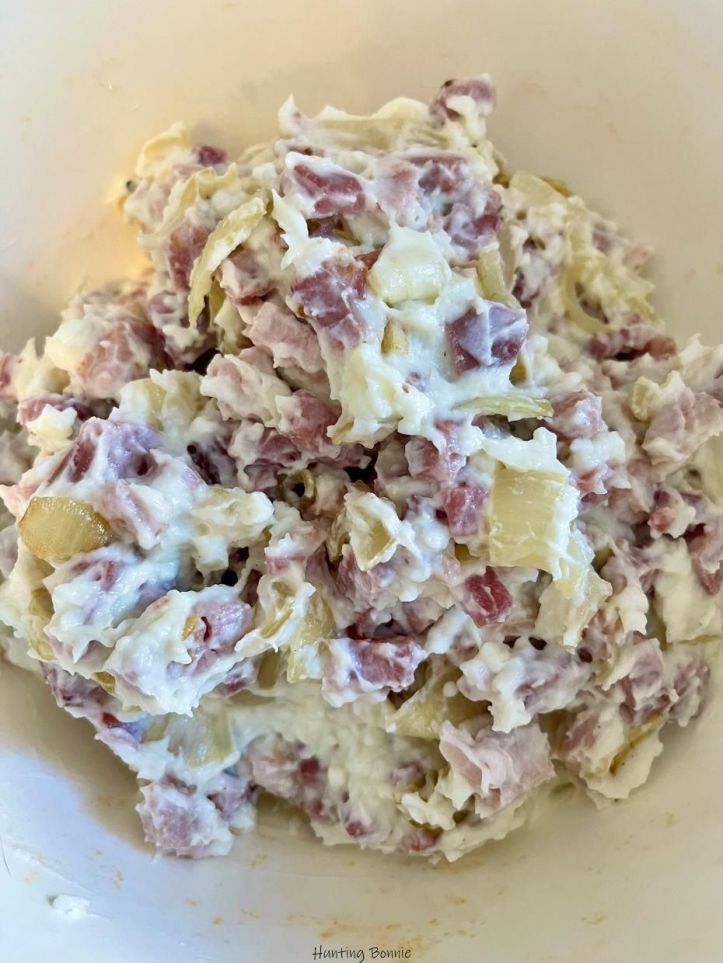 Garniture de la Tourte au Jambon, Oignons et Fromage