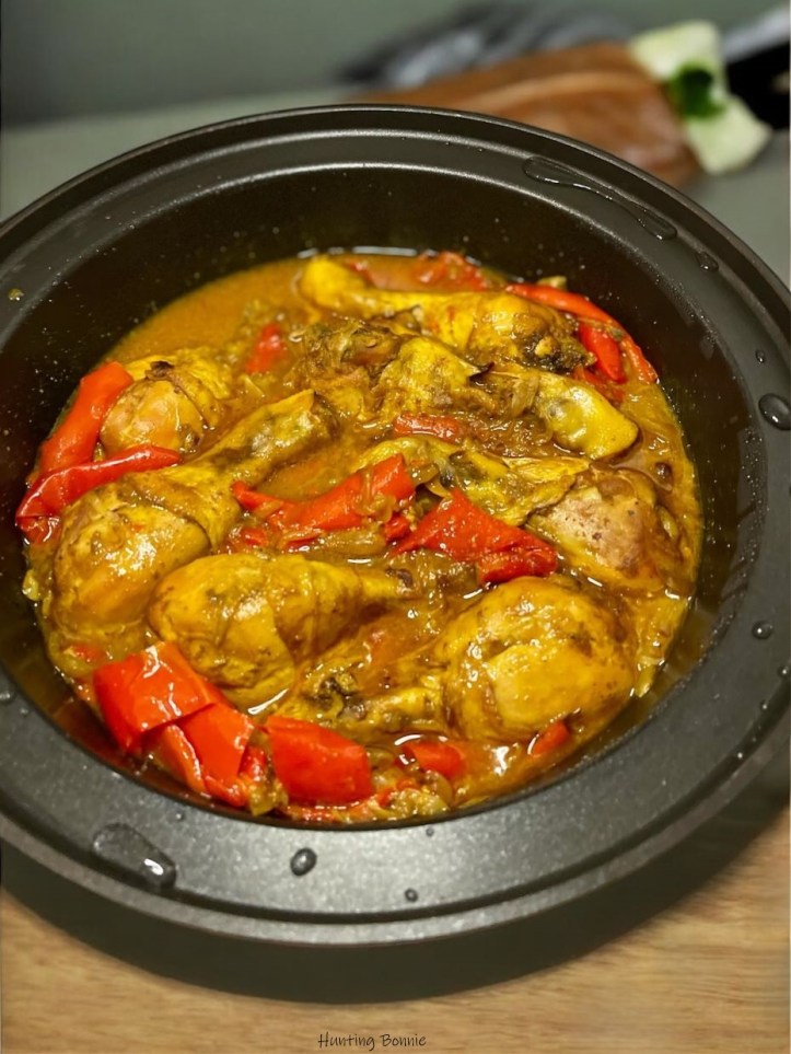 Tajine de poulet aux poivrons rouges